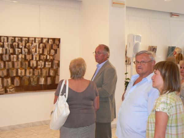 Vernisáž výstavy WORDLESS Ludivine Allegue a Július Fujak Vernisáž výstavy WORDLESS Ludivine Allegue a Július Fujak