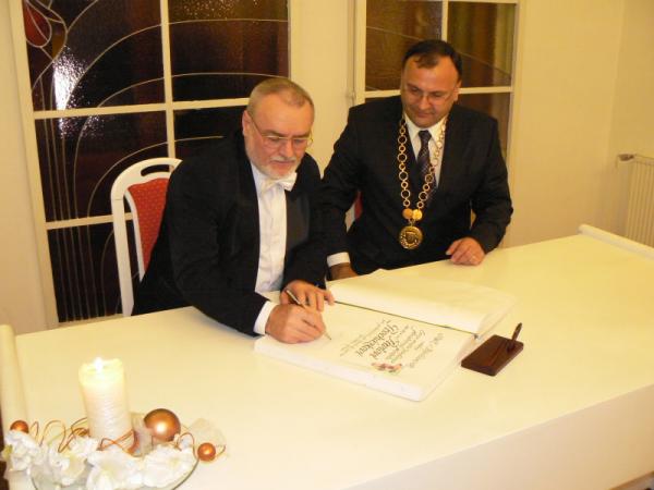 Cena mesta Topoľčany – Strieborná plaketa Doc. Mgr. art. Pavol Procházka Cena mesta Topoľčany – Strieborná plaketa Doc. Mgr. art. Pavol Procházka