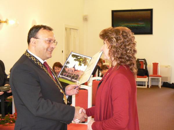 Ocenenie pedagogických pracovníkov pri príležitosti Dňa učiteľov 2010 Ocenenie pedagogických pracovníkov pri príležitosti Dňa učiteľov 2010