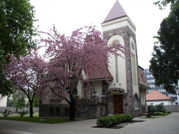 Apart Restaurant Zámoček na Pílskej ul. Apart Restaurant Zámoček na Pílskej ul.