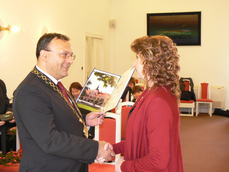 Fotogaléria Ocenenie pedagogických pracovníkov pri príležitosti Dňa učiteľov 2010 (4) Ocenenie pedagogických pracovníkov pri príležitosti Dňa učiteľov 2010