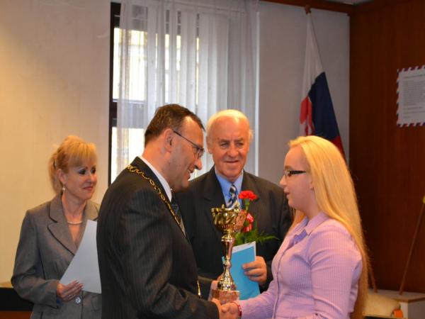 Vyhodnotenie najúspešnejších športovcov mesta Topoľčany za rok 2010 Vyhodnotenie najúspešnejších športovcov mesta Topoľčany za rok 2010