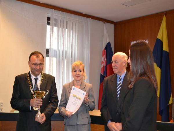 Vyhodnotenie najúspešnejších športovcov mesta Topoľčany za rok 2010 Vyhodnotenie najúspešnejších športovcov mesta Topoľčany za rok 2010