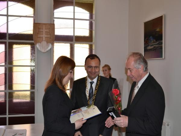 Ocenenie pedagogických pracovníkov pri príležitosti Dňa učiteľov 2011 Ocenenie pedagogických pracovníkov pri príležitosti Dňa učiteľov 2011