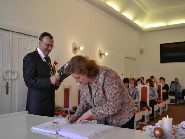 Ocenenie pedagogických pracovníkov pri príležitosti Dňa učiteľov 2011 Ocenenie pedagogických pracovníkov pri príležitosti Dňa učiteľov 2011