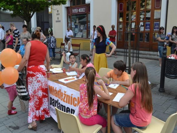 Topoľčiansky deň detí a Festival hier a zábavy 2011 Topoľčiansky deň detí a Festival hier a zábavy 2011