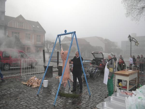 Ukážka domácej zabíjačky Ukážka domácej zabíjačky