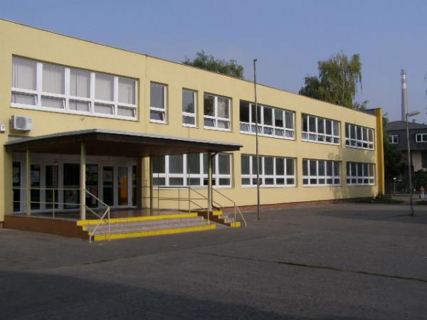 ZŠ na ulici Škultétyho v Topoľčanoch stavebné úpravy (rekonštrukcia) a prístavba ZŠ na ulici Škultétyho v Topoľčanoch stavebné úpravy (rekonštrukcia) a prístavba
