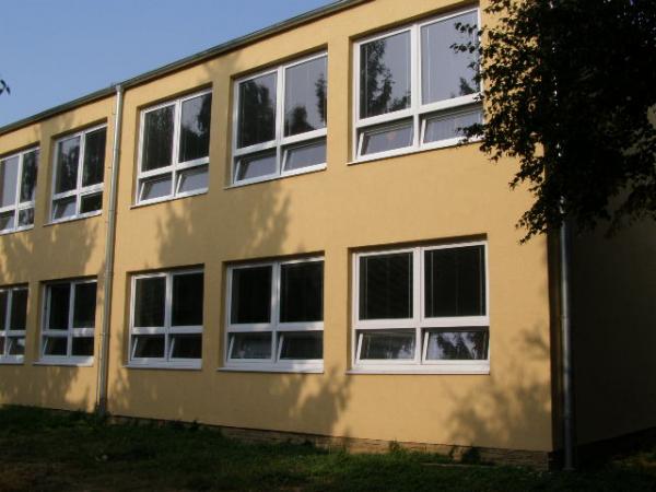 ZŠ na ulici Škultétyho v Topoľčanoch stavebné úpravy (rekonštrukcia) a prístavba ZŠ na ulici Škultétyho v Topoľčanoch stavebné úpravy (rekonštrukcia) a prístavba