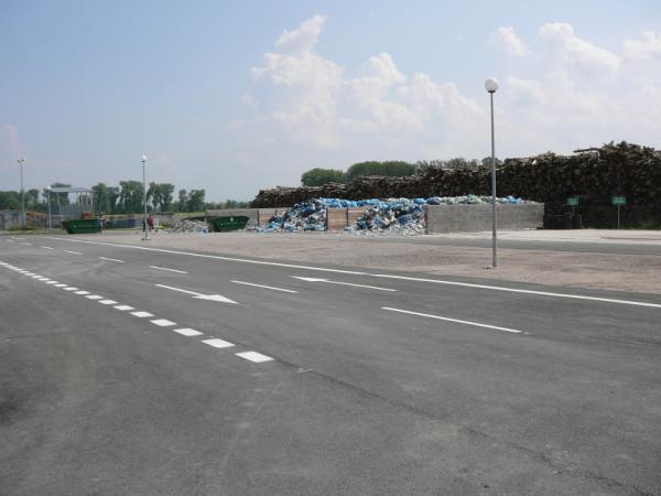 Dotrieďovací dvor odpadového hospodárstva Topoľčany Dotrieďovací dvor odpadového hospodárstva Topoľčany
