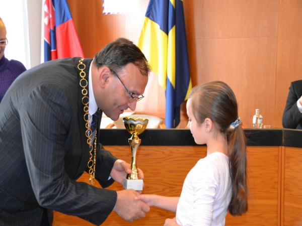 Vyhodnotenie najúspešnejších športovcov mesta Topoľčany za rok 2011 Vyhodnotenie najúspešnejších športovcov mesta Topoľčany za rok 2011