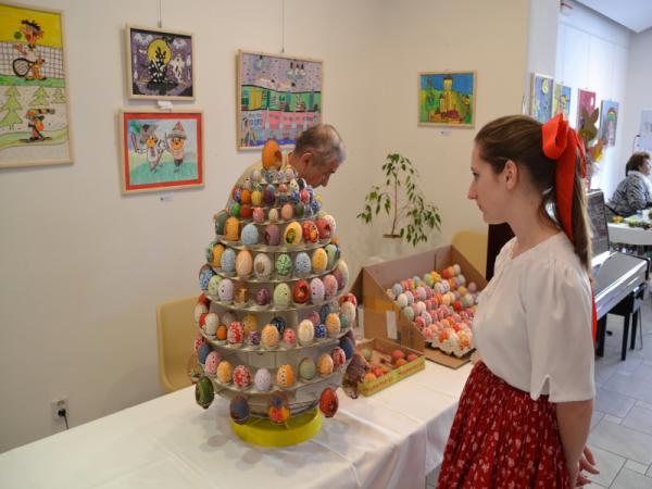 Veľká noc v ľudových tradíciách 2012 Veľká noc v ľudových tradíciách 2012