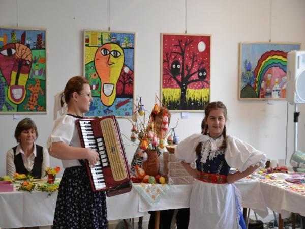 Veľká noc v ľudových tradíciách 2012 Veľká noc v ľudových tradíciách 2012