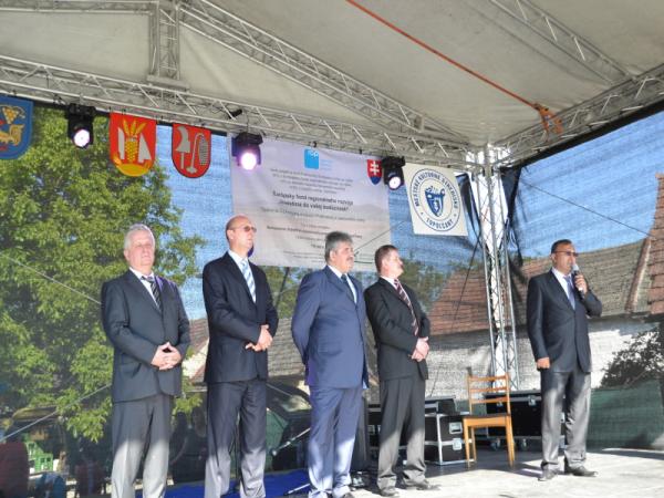 Otvorenie Turistickej sezóny v regióne Topoľčany projekt Klaster Topoľčany Otvorenie Turistickej sezóny v regióne Topoľčany projekt Klaster Topoľčany
