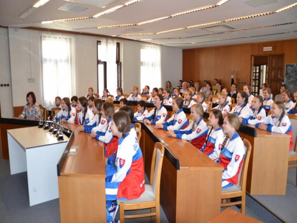 Prijatie primátorom mesta – tanečná skupina Novum 2012 Prijatie primátorom mesta – tanečná skupina Novum 2012