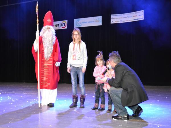 Daruj radosť kamošovi 2012 Daruj radosť kamošovi 2012