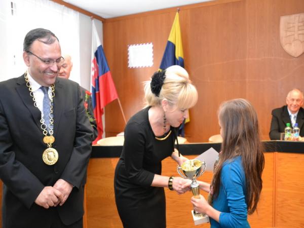 Vyhodnotenie najúspešnejších športovcov mesta Topoľčany za rok 2012 Vyhodnotenie najúspešnejších športovcov mesta Topoľčany za rok 2012
