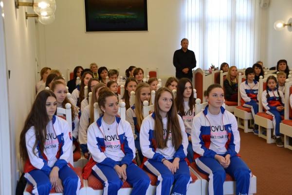 Prijatie primátorom mesta – tanečná skupina Novum 2013 Prijatie primátorom mesta – tanečná skupina Novum 2013