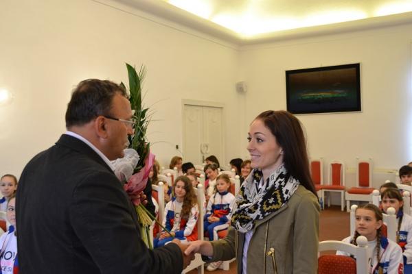 Prijatie primátorom mesta – tanečná skupina Novum 2013 Prijatie primátorom mesta – tanečná skupina Novum 2013