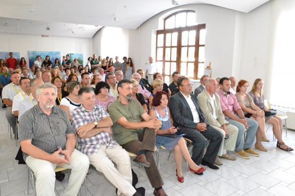 PRVE MALIARSKE TOPOĽČIANSKE SYMPÓZIUM -maliarske sympózium slovenských umelcov k 840. výročiu PRVE MALIARSKE TOPOĽČIANSKE SYMPÓZIUM -maliarske sympózium slovenských umelcov k 840. výročiu