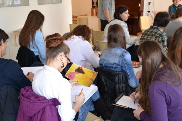 Literárno-výtvarný projekt Mládežníckeho parlamentu mesta Topoľčany Literárno-výtvarný projekt Mládežníckeho parlamentu mesta Topoľčany