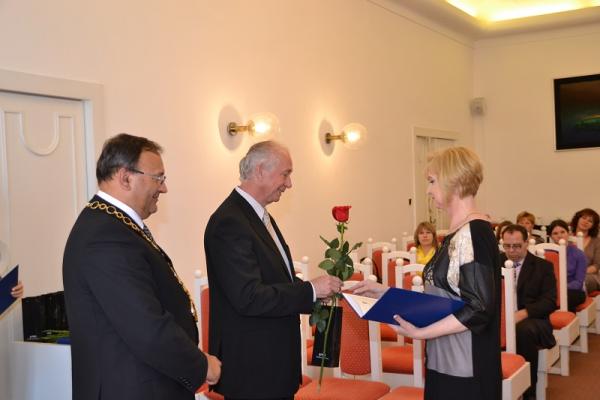 Ocenenie pedagogických pracovníkov pri príležitosti Dňa učiteľov 2014 Ocenenie pedagogických pracovníkov pri príležitosti Dňa učiteľov 2014