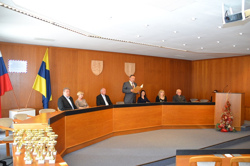 Fotogaléria Vyhodnotenie najúspešnejších športovcov mesta Topoľčany za rok 2013 (4) Vyhodnotenie najúspešnejších športovcov mesta Topoľčany za rok 2013