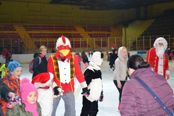 Mikulášsky karneval na ľade 2014 Mikulášsky karneval na ľade 2014