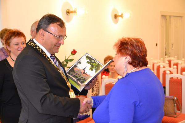 Ocenenie pedagogických pracovníkov pri príležitosti Dňa učiteľov 2015 Ocenenie pedagogických pracovníkov pri príležitosti Dňa učiteľov 2015