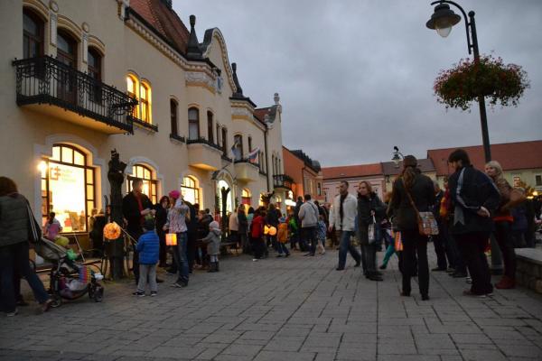 Lampiónový sprievod sv. Martina 2015 Lampiónový sprievod sv. Martina 2015