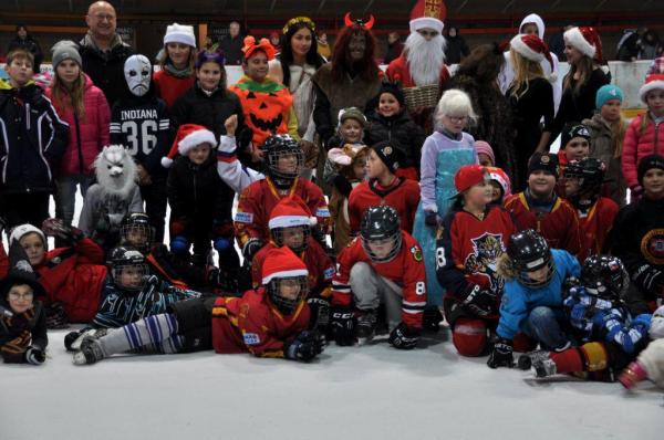 Mikulášsky karneval na ľade 2015 Mikulášsky karneval na ľade 2015