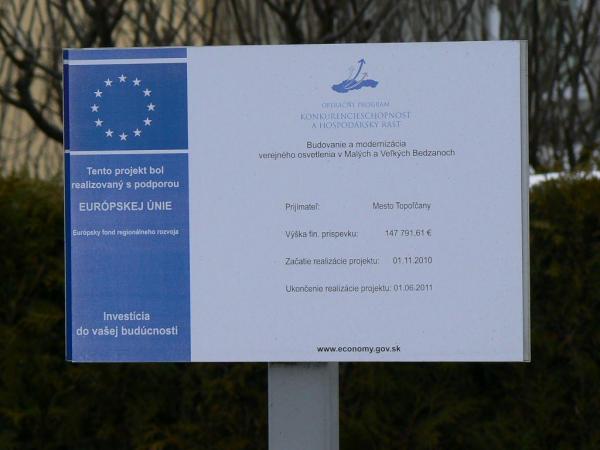 Trvalo vysvetľujúca tabuľa Trvalo vysvetľujúca tabuľa