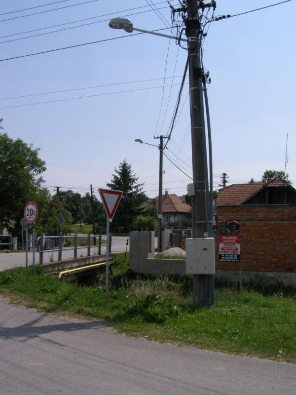 Verejné osvetelenie vo Veľkých Bedzanoch Verejné osvetelenie vo Veľkých Bedzanoch