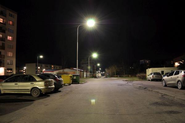 Verejné osvetelnie po realizácii - Ulica J. Kráľa Verejné osvetelnie po realizácii - Ulica J. Kráľa
