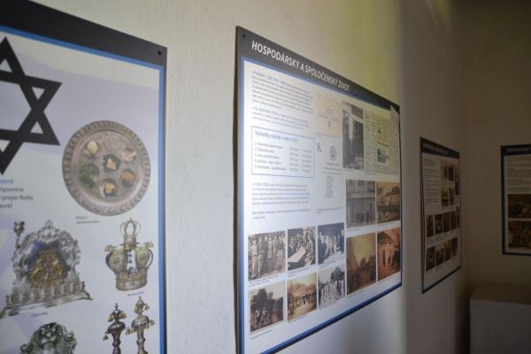 Židovský cintorín v Topoľčanoch Židovský cintorín v Topoľčanoch
