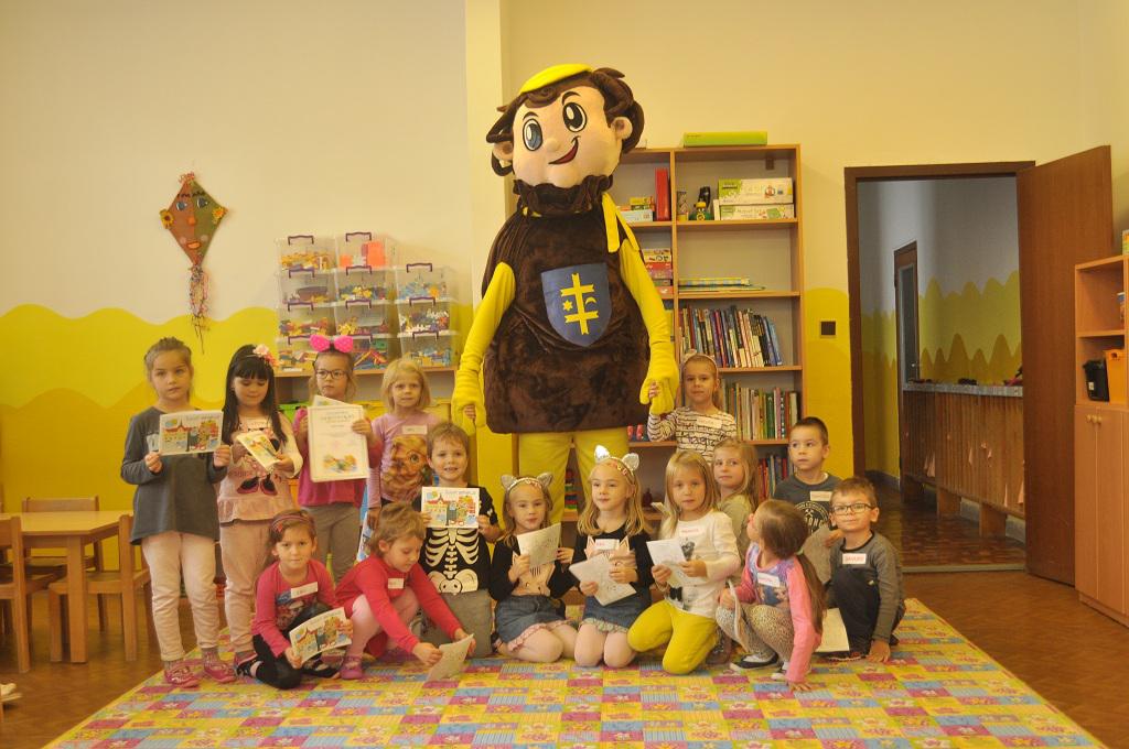 Fotogaléria Separujme spolu! MŠ Ľ. Fullu (4) Separujme spolu! MŠ Ľ. Fullu