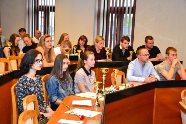 Vyhodnotenie najúspešnejších športovcov mesta Topo Vyhodnotenie najúspešnejších športovcov mesta Topo