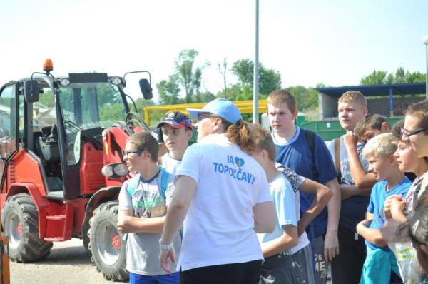 Deň otvorených dverí na dotrieďovacom dvore (Foto: Deň otvorených dverí na dotrieďovacom dvore (Foto: