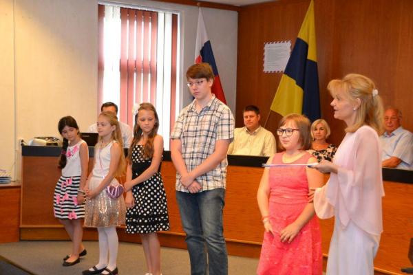 Oceňovanie žiakov Ďakovným listom Mesta Topoľčany Oceňovanie žiakov Ďakovným listom Mesta Topoľčany