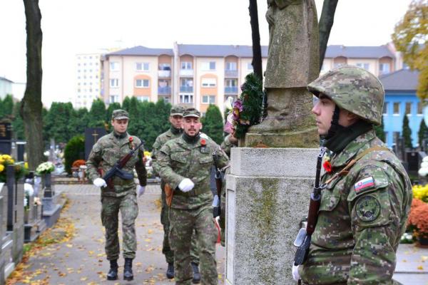 Pietna spomienka k 99. výročiu ukončenia I. svetov Pietna spomienka k 99. výročiu ukončenia I. svetov