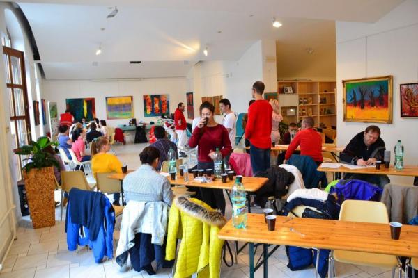Študentská kvapka krvi 2017 (foto: RNDr. Grežo) Študentská kvapka krvi 2017 (foto: RNDr. Grežo)