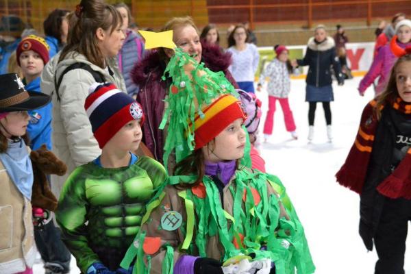 Mikulášsky karneval na ľade 2017 (foto: Ing. Drgoň Mikulášsky karneval na ľade 2017 (foto: Ing. Drgoň