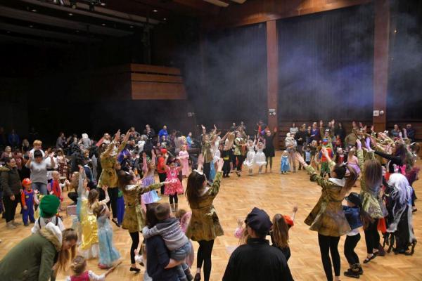 Detská fašiangová bavenica 2018 (foto: Ing. Drgoňa Detská fašiangová bavenica 2018 (foto: Ing. Drgoňa