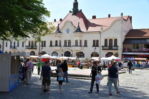 Ľudové umelecké remeslá v Topoľčanoch (foto: Ing. Ľudové umelecké remeslá v Topoľčanoch (foto: Ing.