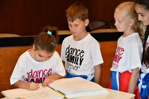 Prijatie primátorom mesta – tanečný klub Novum 201 Prijatie primátorom mesta – tanečný klub Novum 201