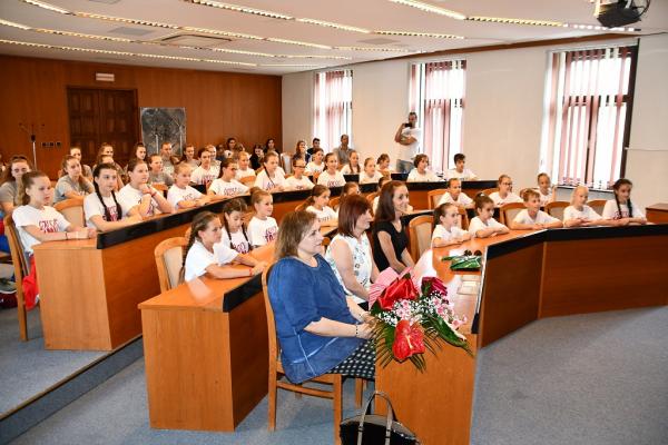 Prijatie primátorom mesta – tanečný klub Novum 201 Prijatie primátorom mesta – tanečný klub Novum 201