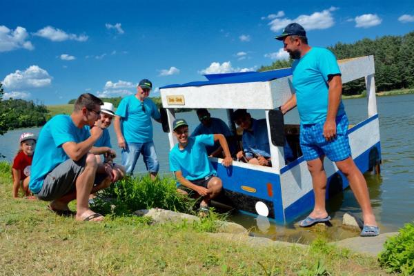 Netradičné plavidlá Tesáre 2018 Netradičné plavidlá Tesáre 2018