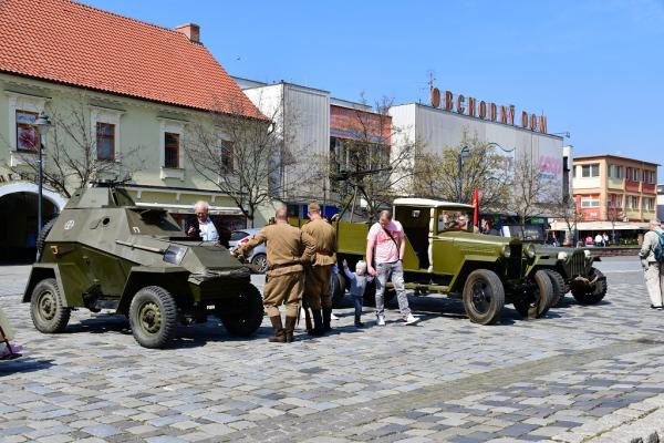 Každoročne si 1. apríla pripomíname oslobodenie m Každoročne si 1. apríla pripomíname oslobodenie m