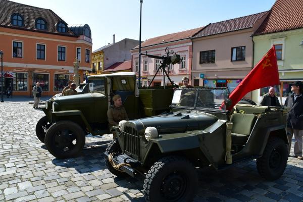 Každoročne si 1. apríla pripomíname oslobodenie m Každoročne si 1. apríla pripomíname oslobodenie m